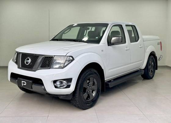 NISSAN FRONTIER 2.5 SL 4X4 CD TURBO ELETRONIC DIESEL 4P AUTOMÁTICO NISSAN FRONTIER 2.5 SL 4X4 CD TURBO ELETRONIC DIESEL 4P AUTOMÁTICO